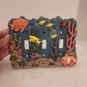 Figi Graphics 3D Hand painted Tropical Fish Light Switch Plate